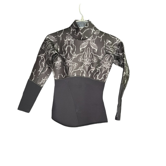 Saltbeat XS Women's Neoprene Daira Two
Tone LS Top - Picture 2 of 5